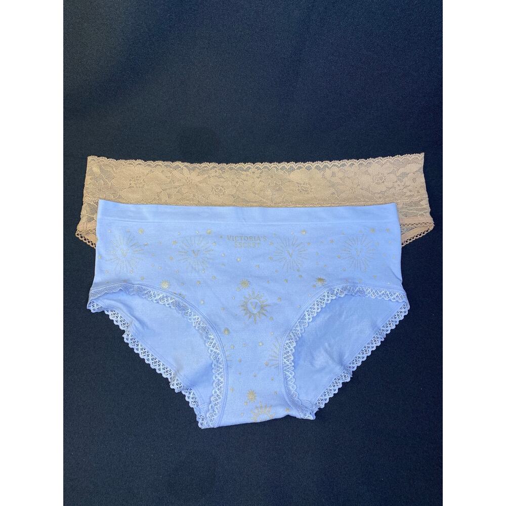 VICTORIAS SECRET HIPHUGGER Panties 2 Pair Medium Lace Blue Gold NWOT